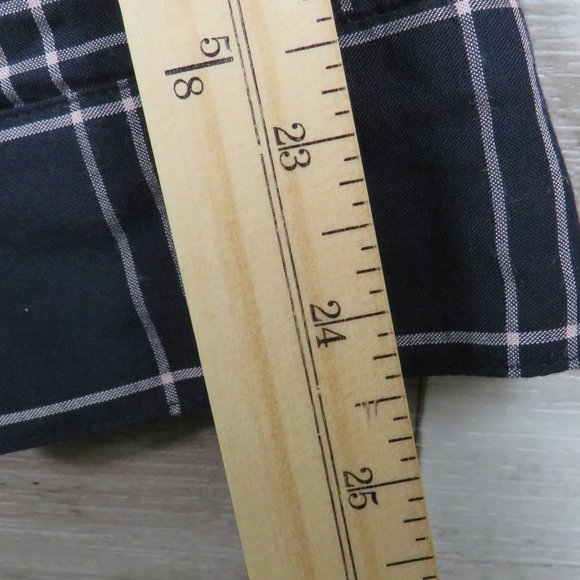 SOHO* Women's Button Down Long Sleeve Front Knot Size Medium Black w/White Lines - Picture 15 of 15